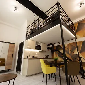 Glam Castle Apartman
