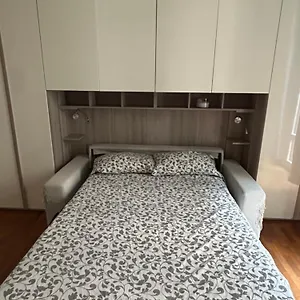 https://trilocale-centrale-buenos-vibes.it-lombardy.com